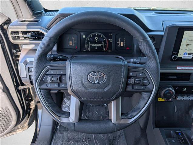 Certified 2025 Toyota Tacoma SR5 AWD/4WD image 12