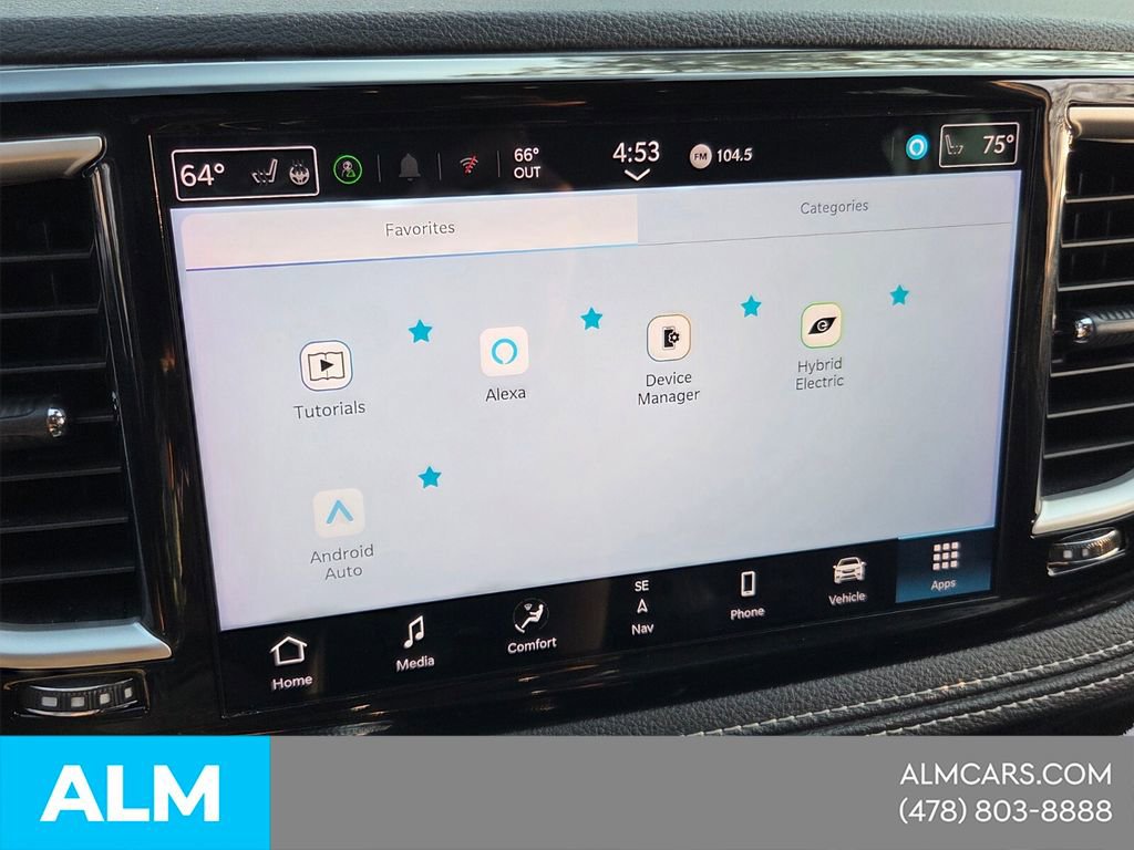 Used 2024 Chrysler Pacifica Select image 18