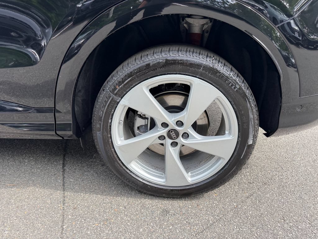 New 2026 Audi Q5 Premium Plus AWD/4WD image 10
