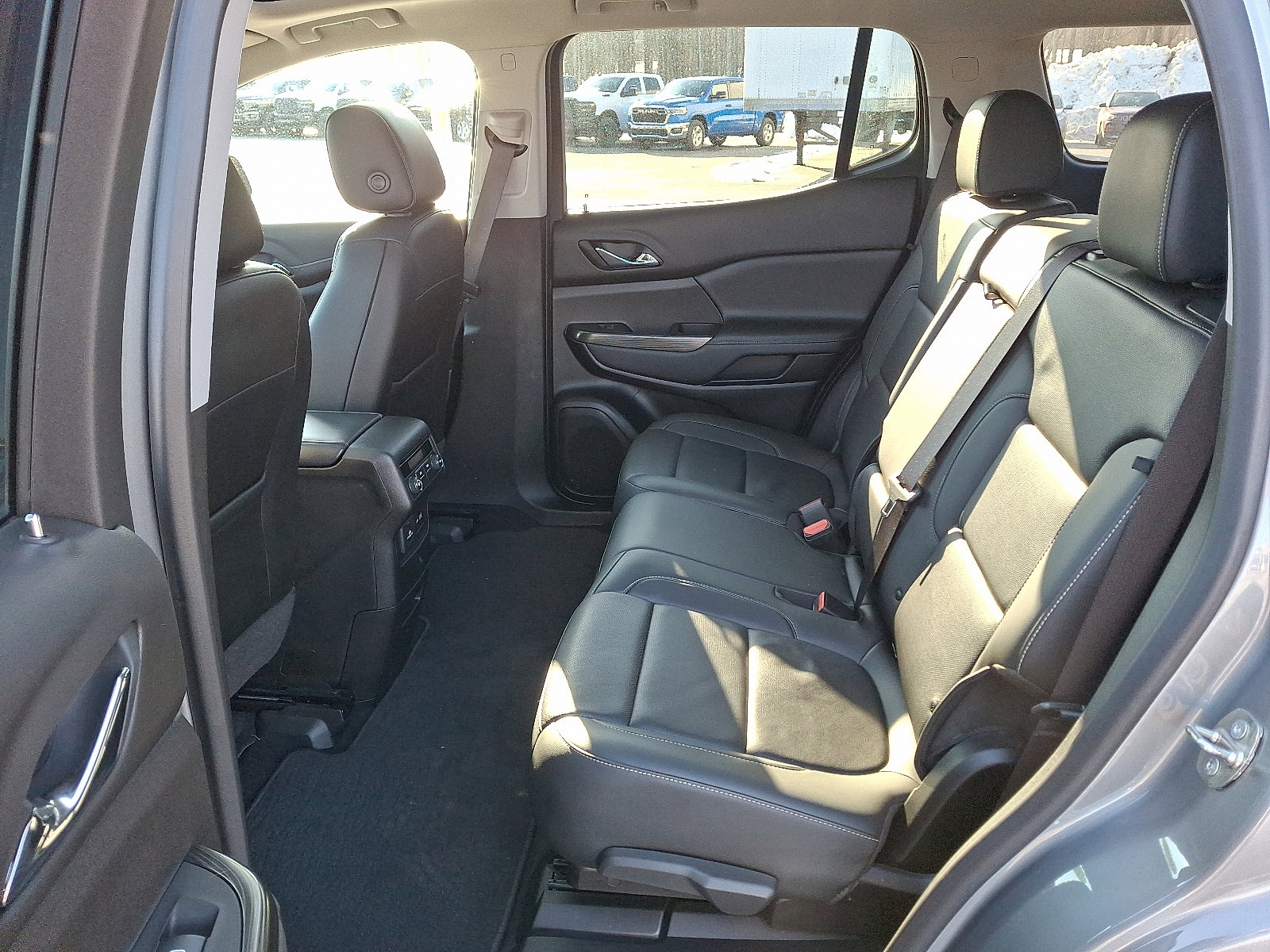Certified 2023 GMC Acadia SLT w/ Elevation Edition image 10