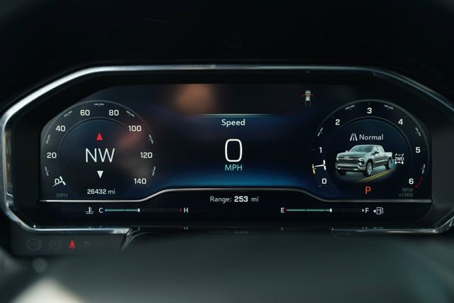 Used 2023 Chevrolet Silverado 1500 RST w/ Convenience Package II image 31