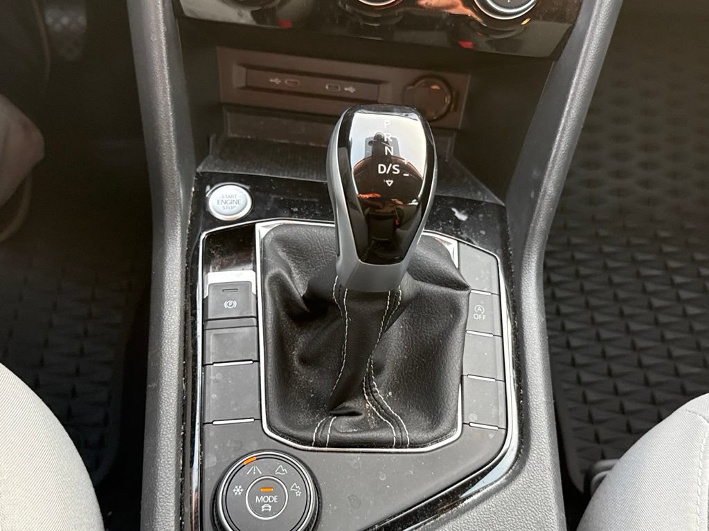 Certified 2024 Volkswagen Taos S AWD/4WD image 28