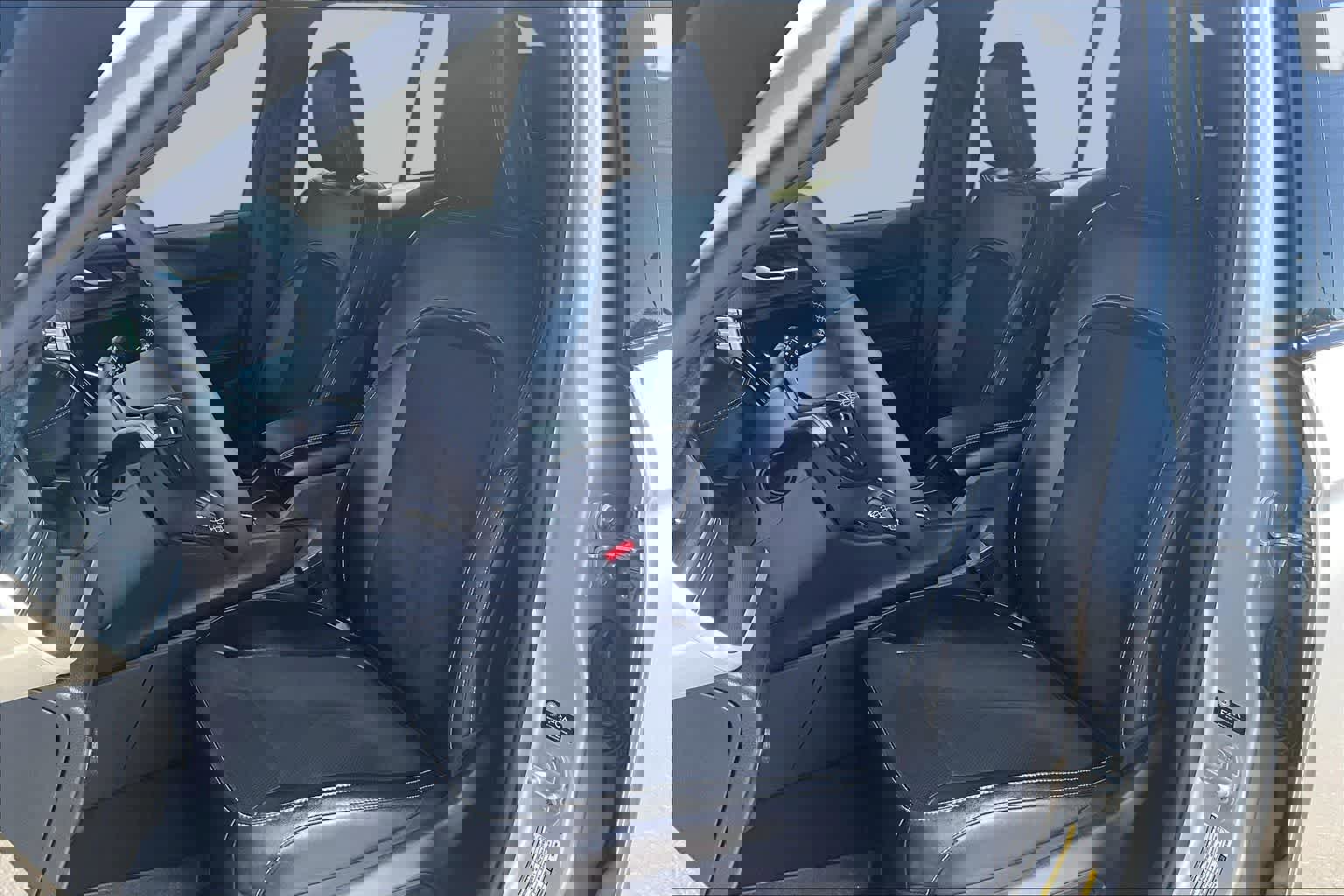 Used 2024 Jeep Grand Cherokee Altitude image 11