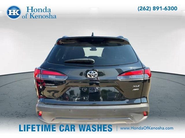 Used 2022 Toyota Corolla Cross XLE w/ Convenience Package AWD/4WD image 5