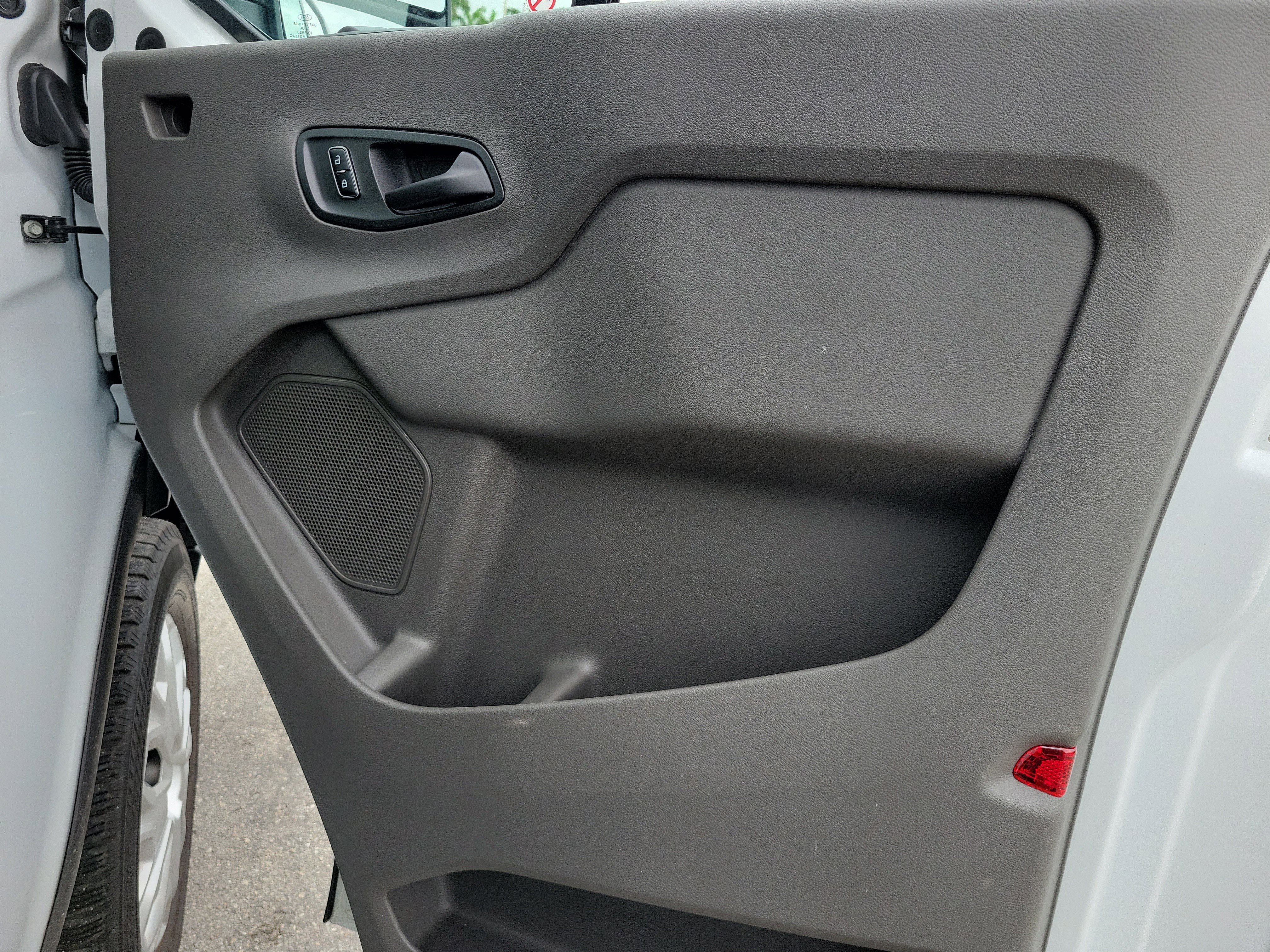 Used 2025 Ford Transit 250 Low Roof w/ Exterior Upgrade Package RWD image 27
