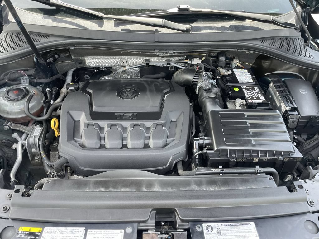 Used 2018 Volkswagen Tiguan SE w/ Panoramic Sunroof Package AWD/4WD image 15