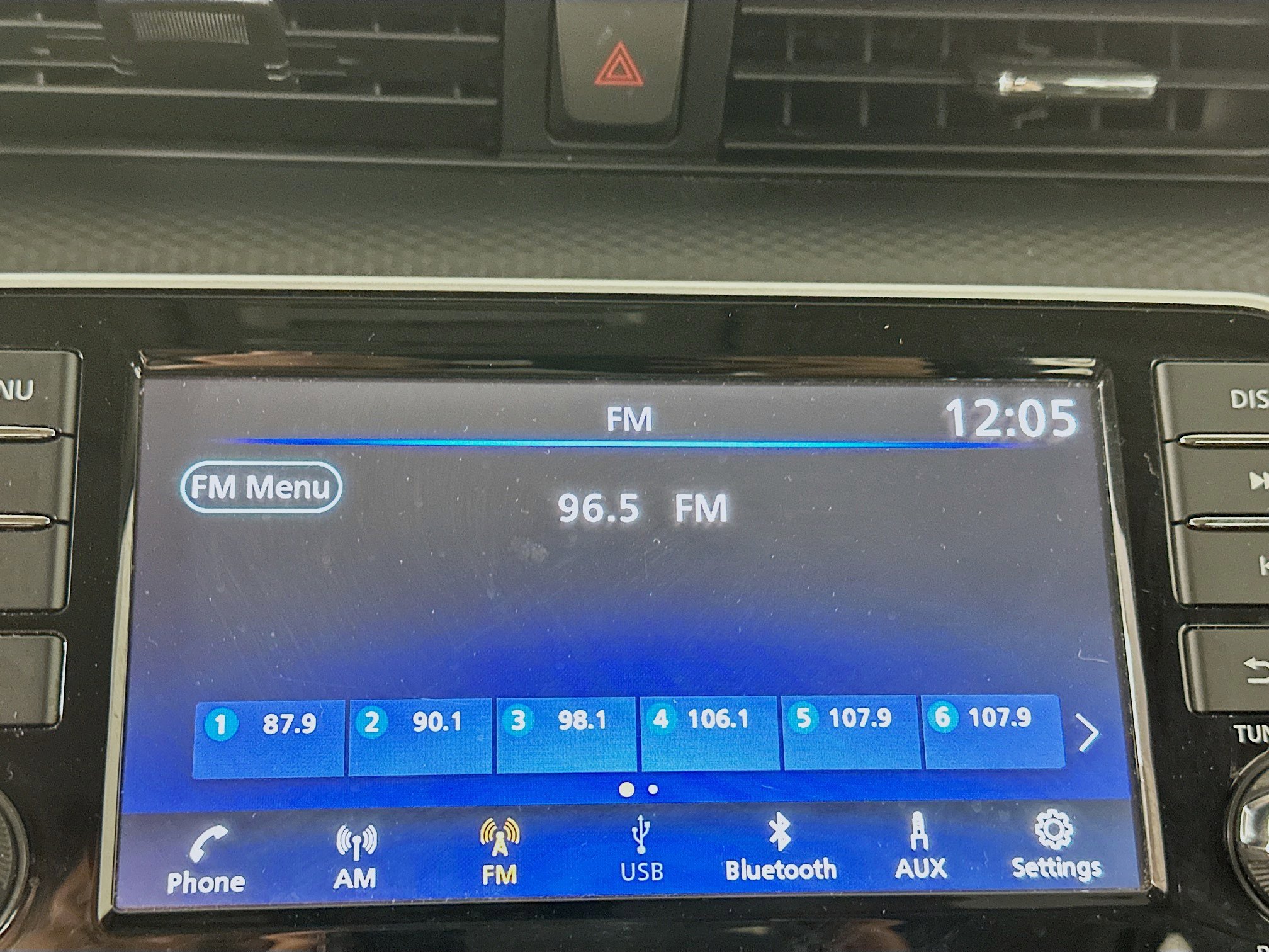 Used 2024 Nissan Kicks S image 19