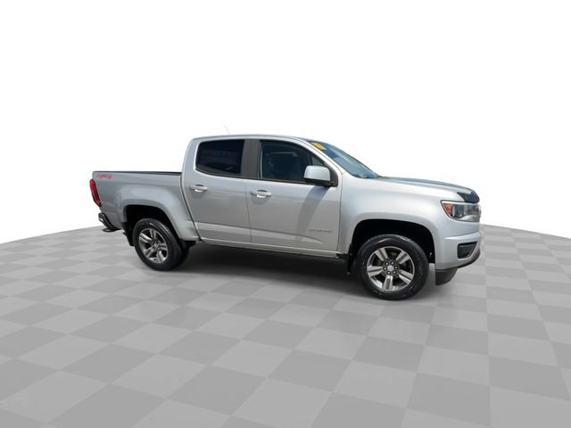 Used 2017 Chevrolet Colorado W/T w/ Custom Special Edition AWD/4WD image 2