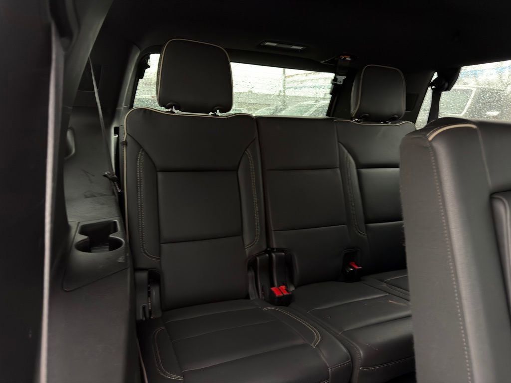 Used 2024 GMC Yukon SLT AWD/4WD image 34