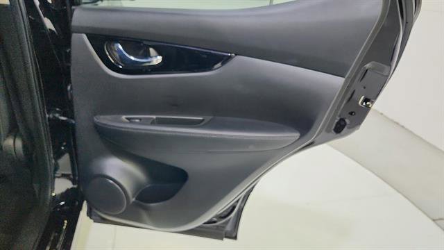 Certified 2022 Nissan Rogue Sport SL FWD image 33