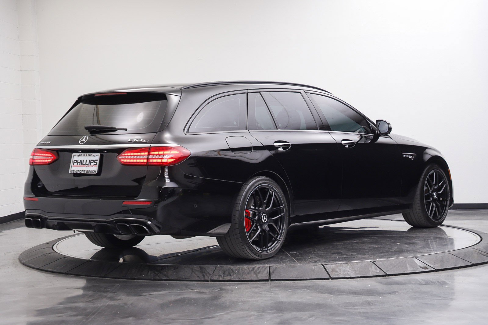 Used 2021 Mercedes-Benz E 63 AMG S image 5