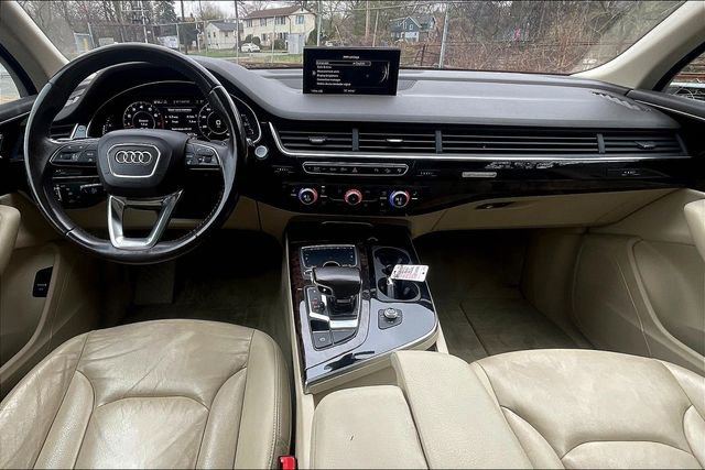 Used 2017 Audi Q7 3.0T Premium Plus w/ Premium Plus Package AWD/4WD image 15