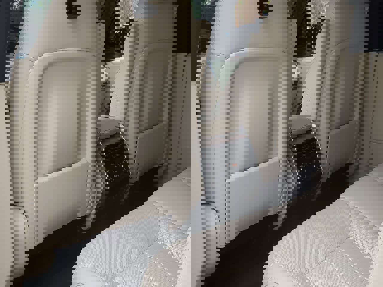 Certified 2025 Land Rover Range Rover Long Wheelbase SE image 19