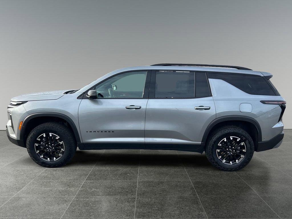 Used 2025 Chevrolet Traverse Z71 image 4
