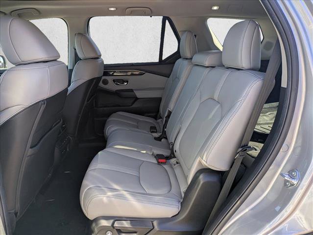 Used 2025 Honda Pilot Touring image 21