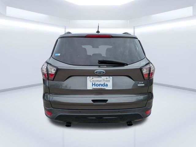 Used 2017 Ford Escape SE w/ Equipment Group 201A FWD image 5