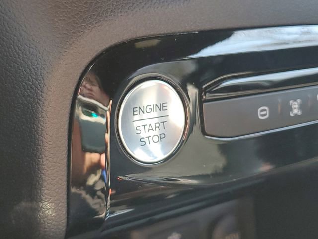 Used 2025 Ford Escape ST-Line w/ Equipment Group 301A FWD image 16