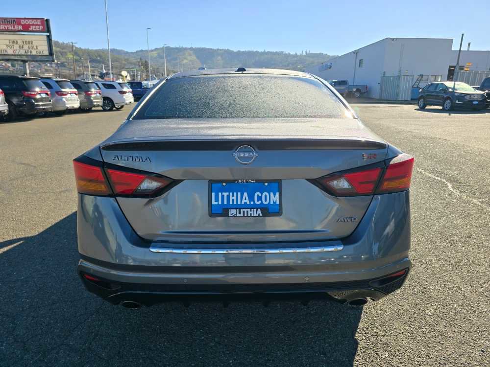 Used 2023 Nissan Altima 2.5 SR image 4