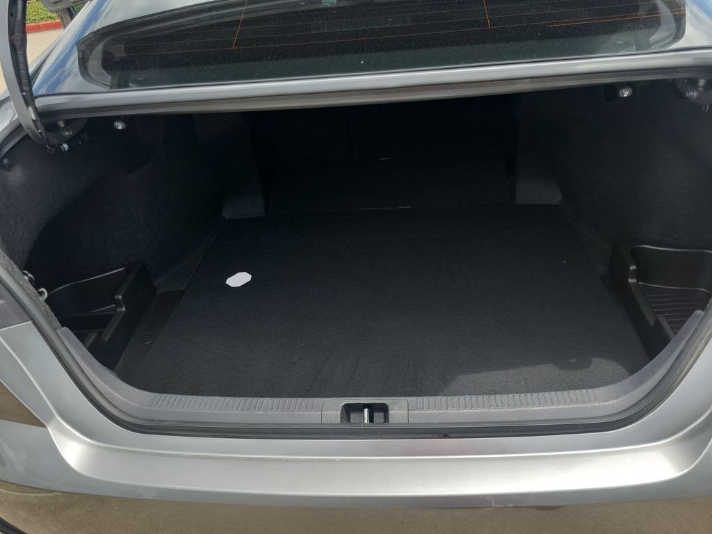 Certified 2025 Toyota Camry SE w/ Convenience Package FWD image 32