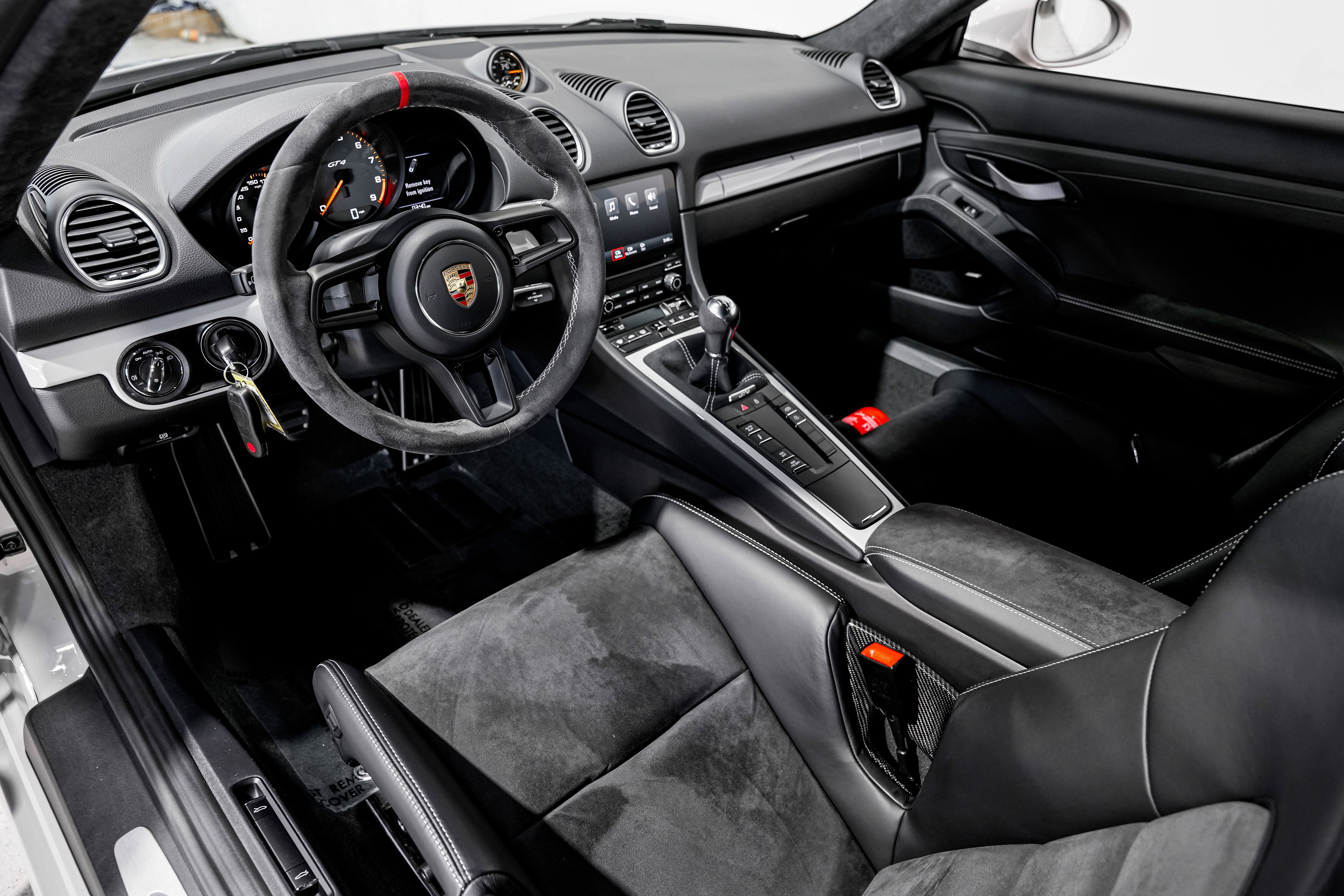 Used 2021 Porsche 718 Cayman GT4 image 10