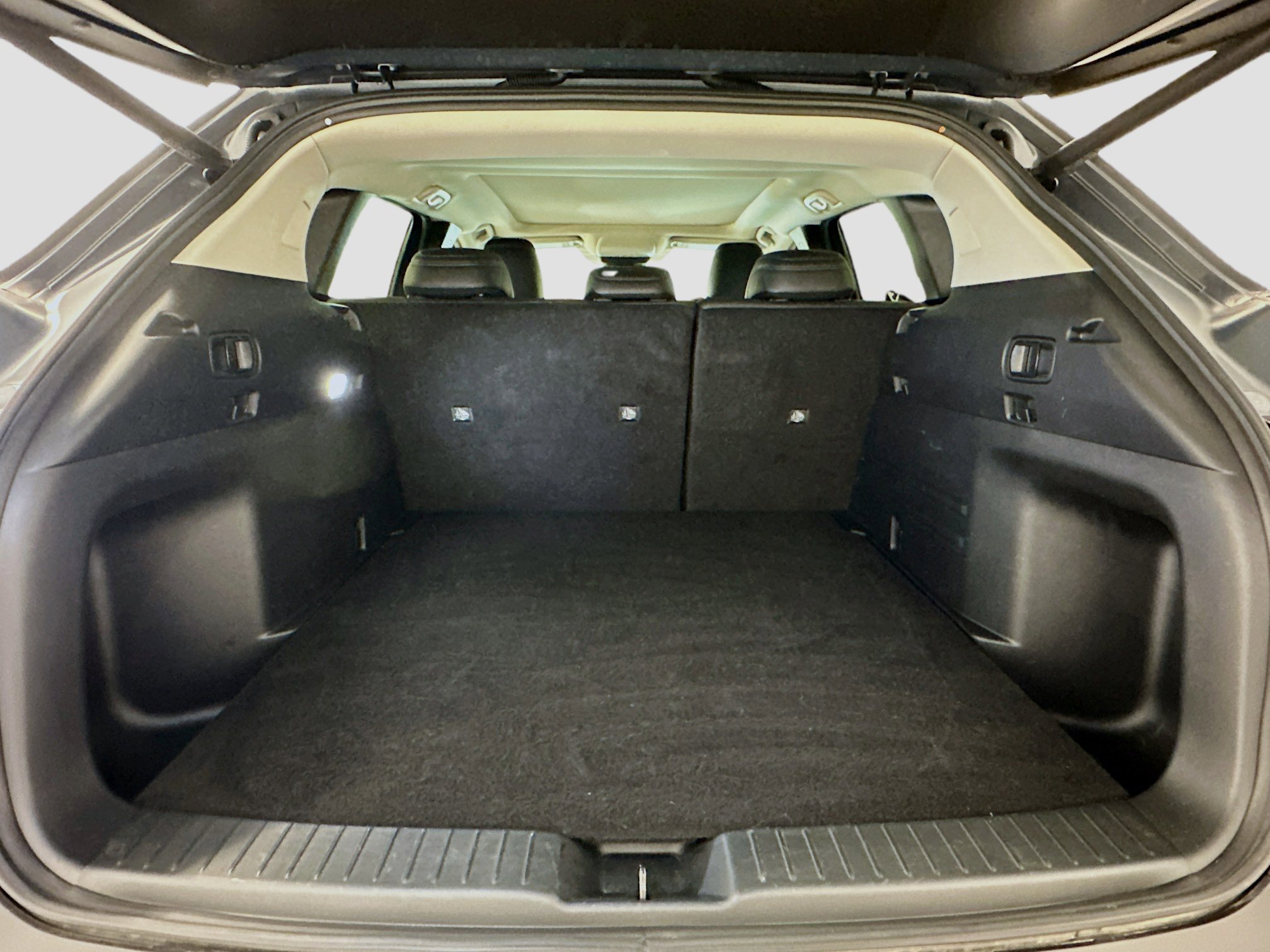 Used 2025 MAZDA CX-50 AWD 2.5 S w/ Premium Plus Pkg image 31