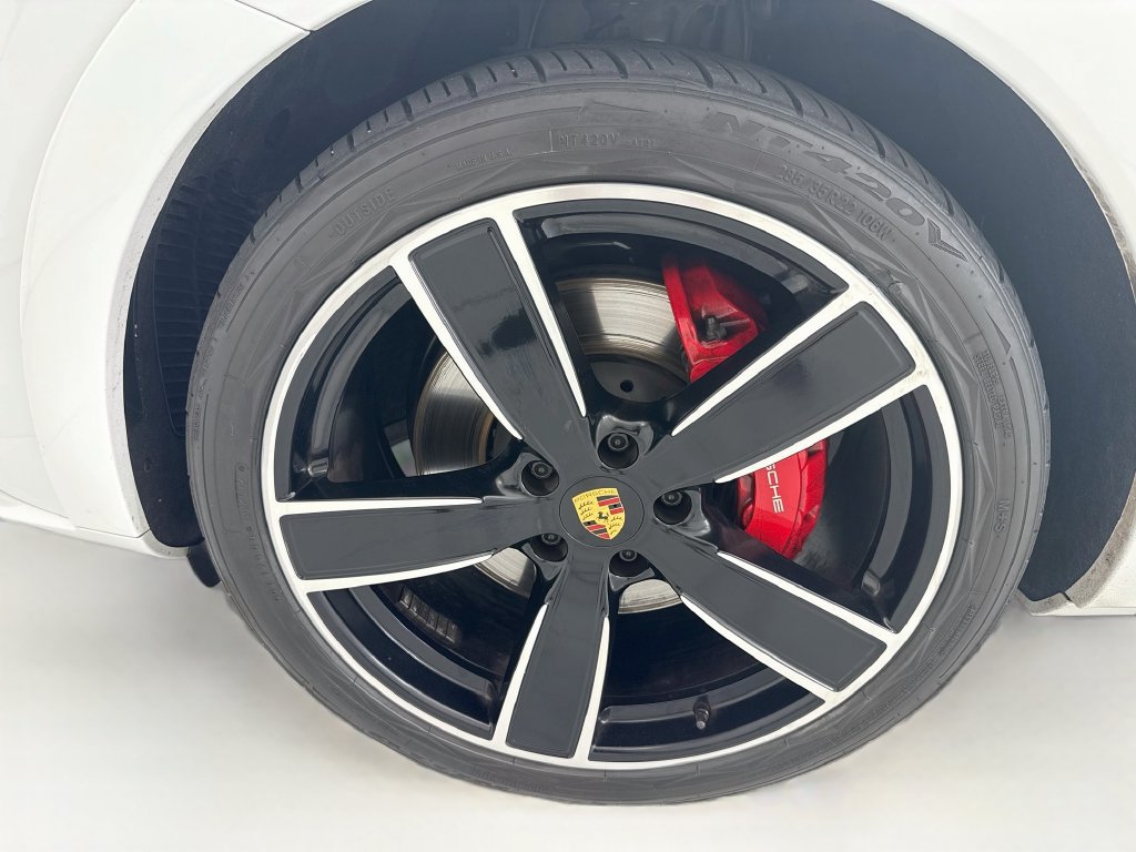 Used 2021 Porsche Cayenne GTS AWD/4WD image 29