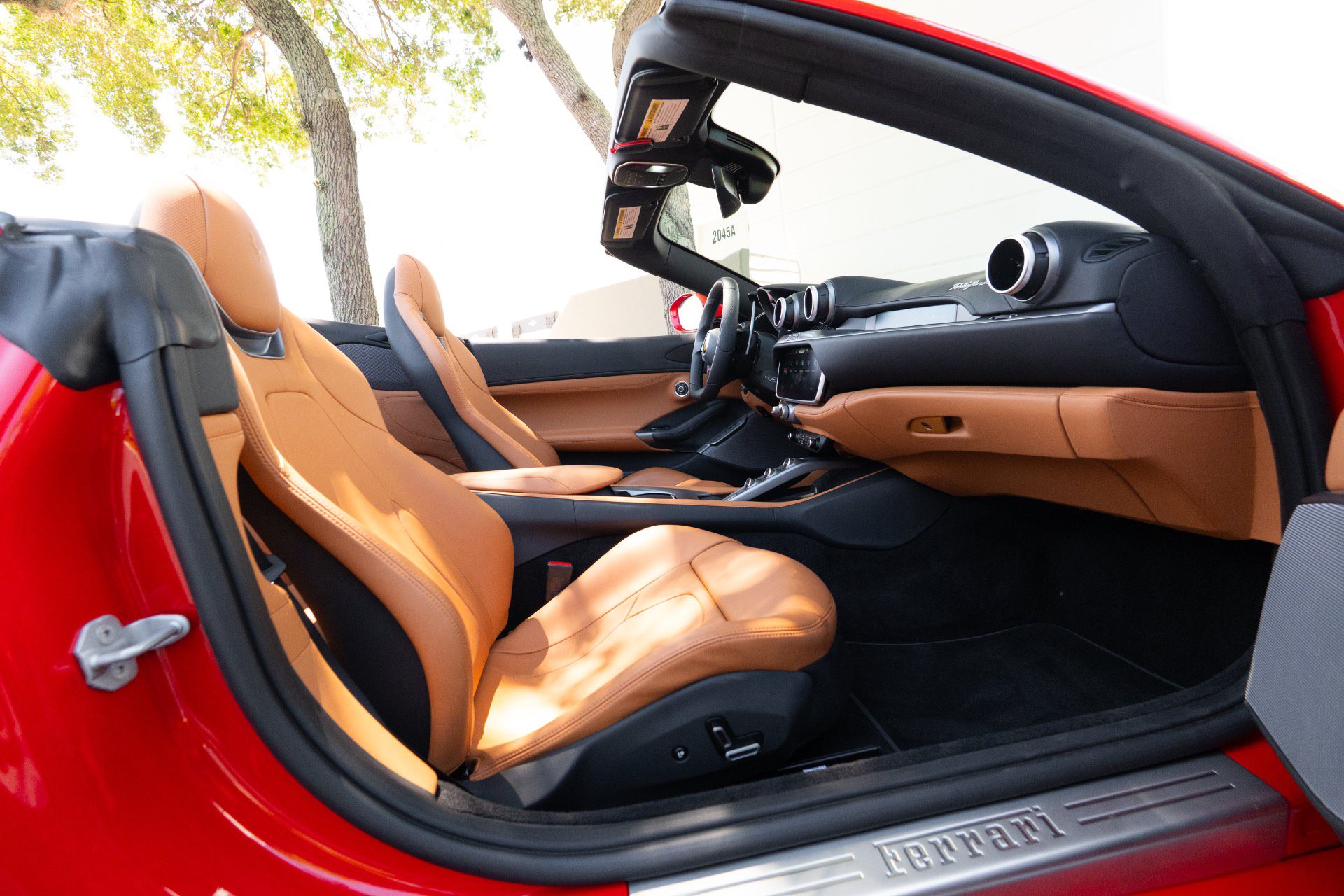 Used 2023 Ferrari Portofino M RWD image 72