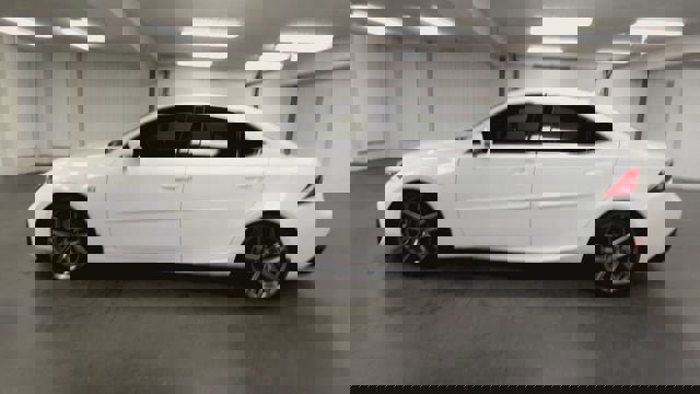 Used 2019 Lexus IS 350 F Sport image 5