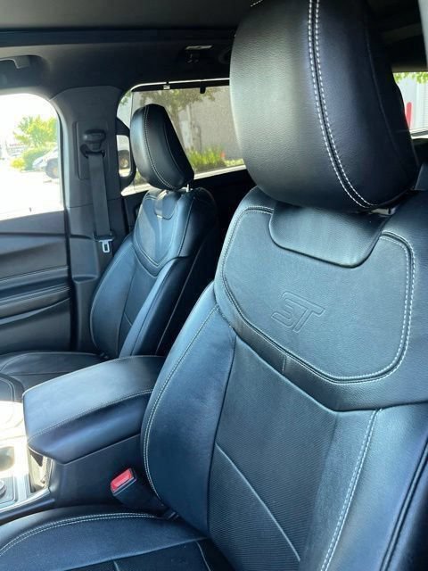 Used 2020 Ford Explorer ST w/ Premium Technology Package AWD/4WD image 12