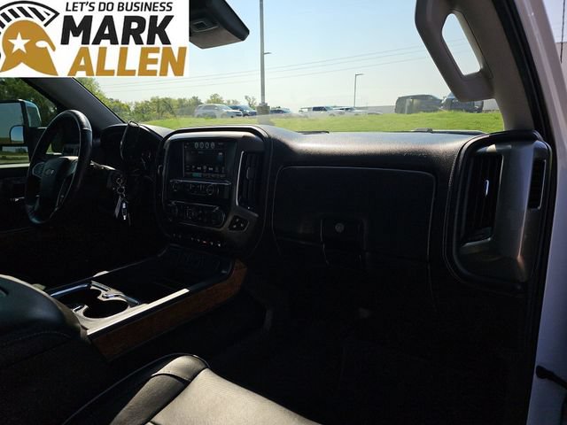 Used 2017 Chevrolet Silverado 1500 High Country AWD/4WD image 28
