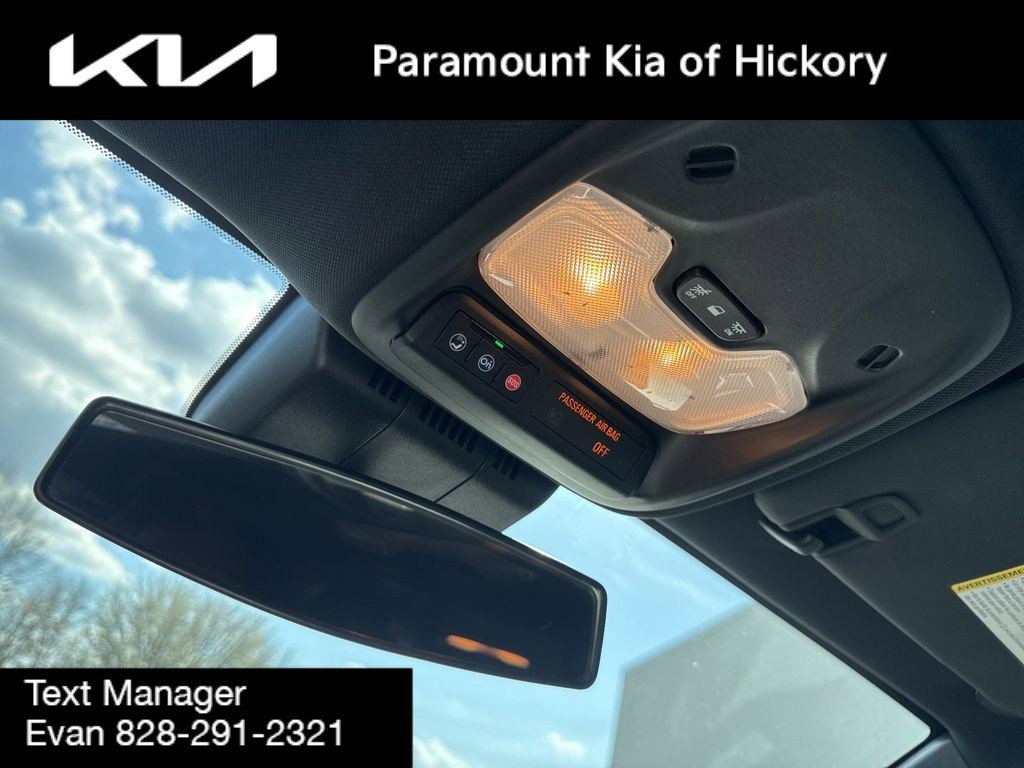 Used 2023 Chevrolet Colorado Trail Boss image 26