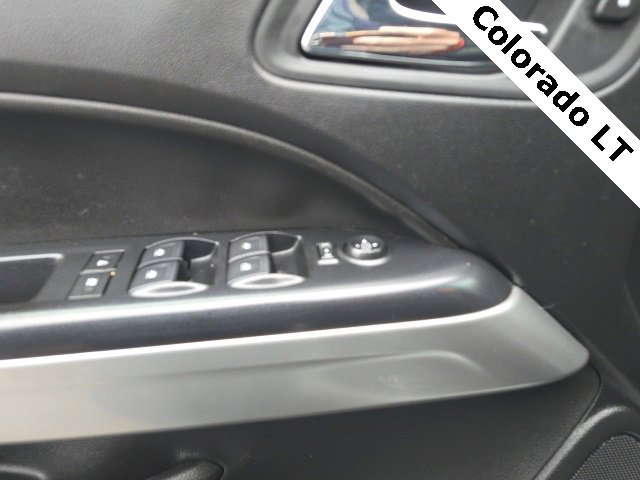 Used 2019 Chevrolet Colorado LT w/ Redline Special Edition image 23