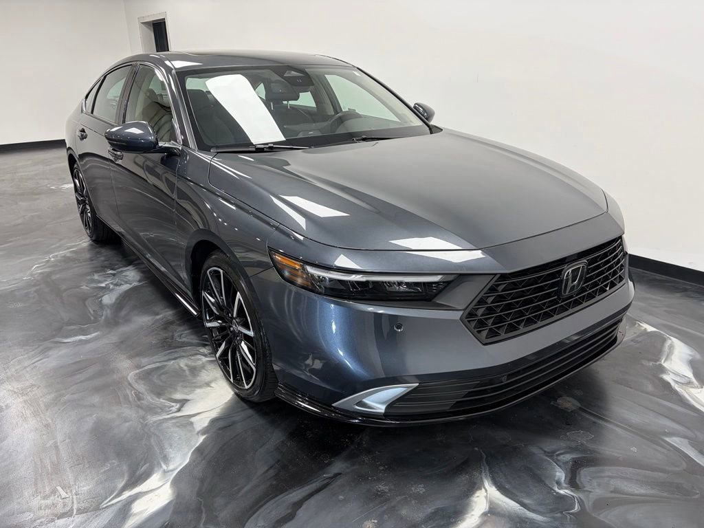 Used 2024 Honda Accord Touring image 16
