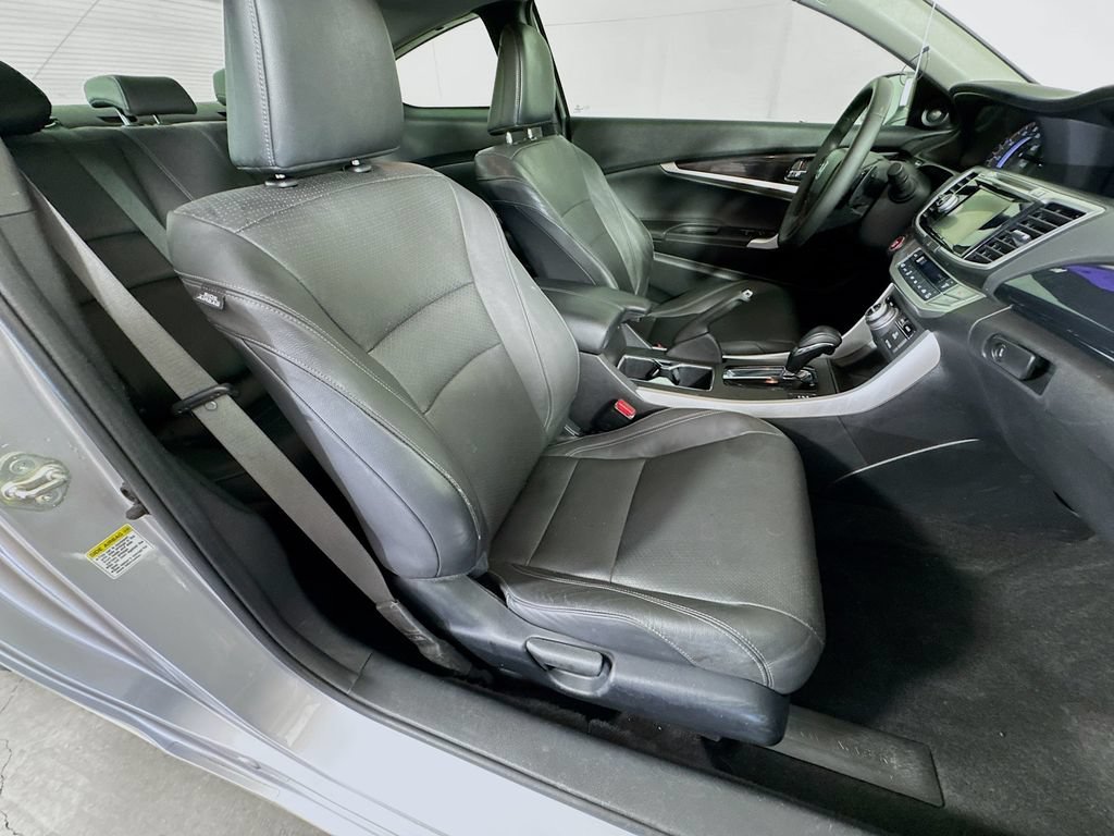 Used 2015 Honda Accord EX-L image 34