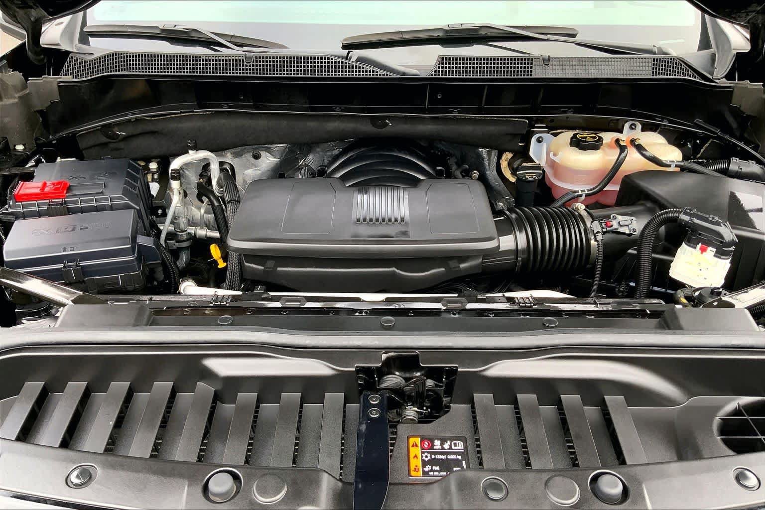 Used 2024 Chevrolet Silverado 1500 High Country w/ Technology Package RWD image 31