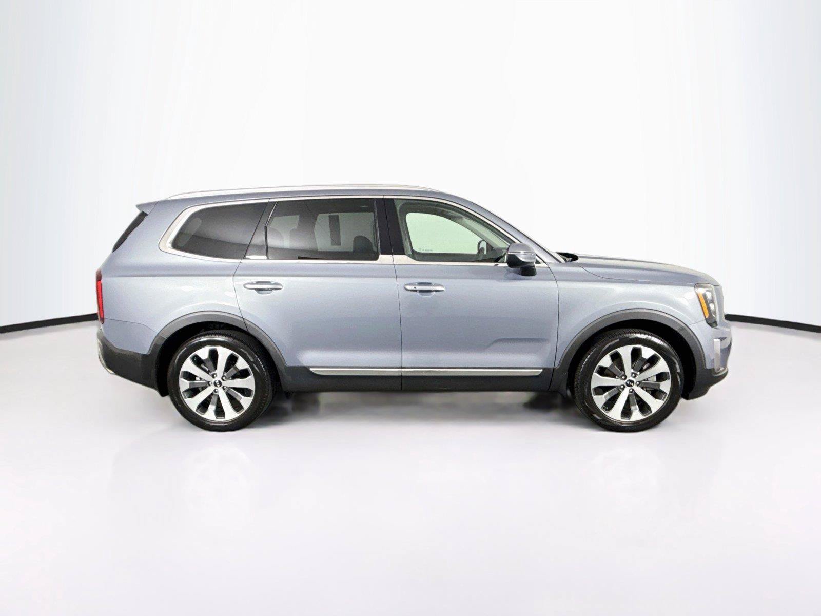 Used 2021 Kia Telluride EX w/ EX Premium Package FWD image 11