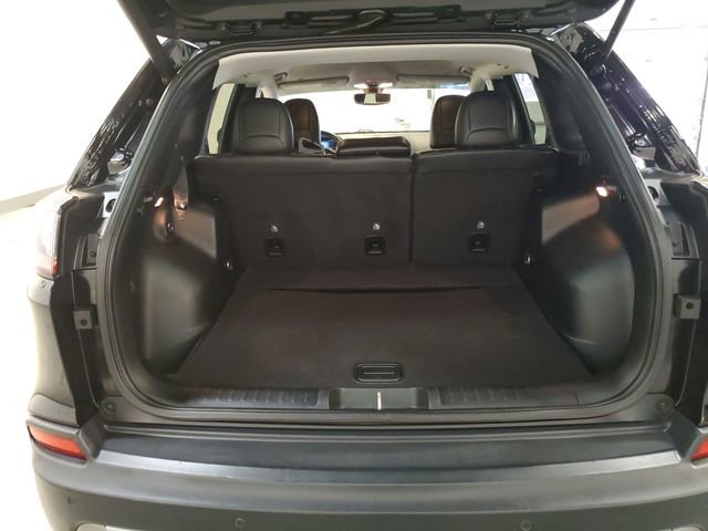 Used 2019 Jeep Cherokee Limited AWD/4WD image 24
