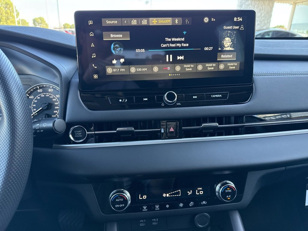 New 2025 Mitsubishi Outlander ES image 16