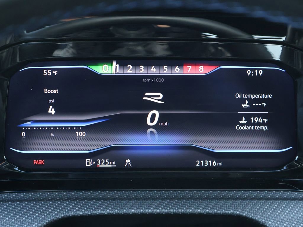 Certified 2024 Volkswagen Golf R image 32