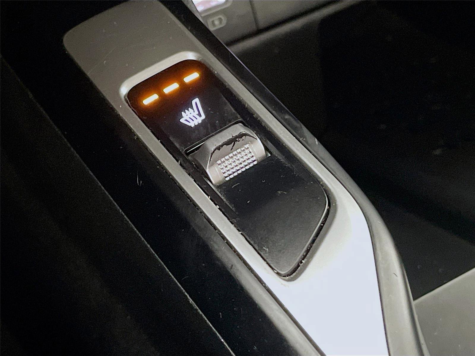 Used 2023 Kia Sorento S w/ Panoramic Sunroof Package image 25