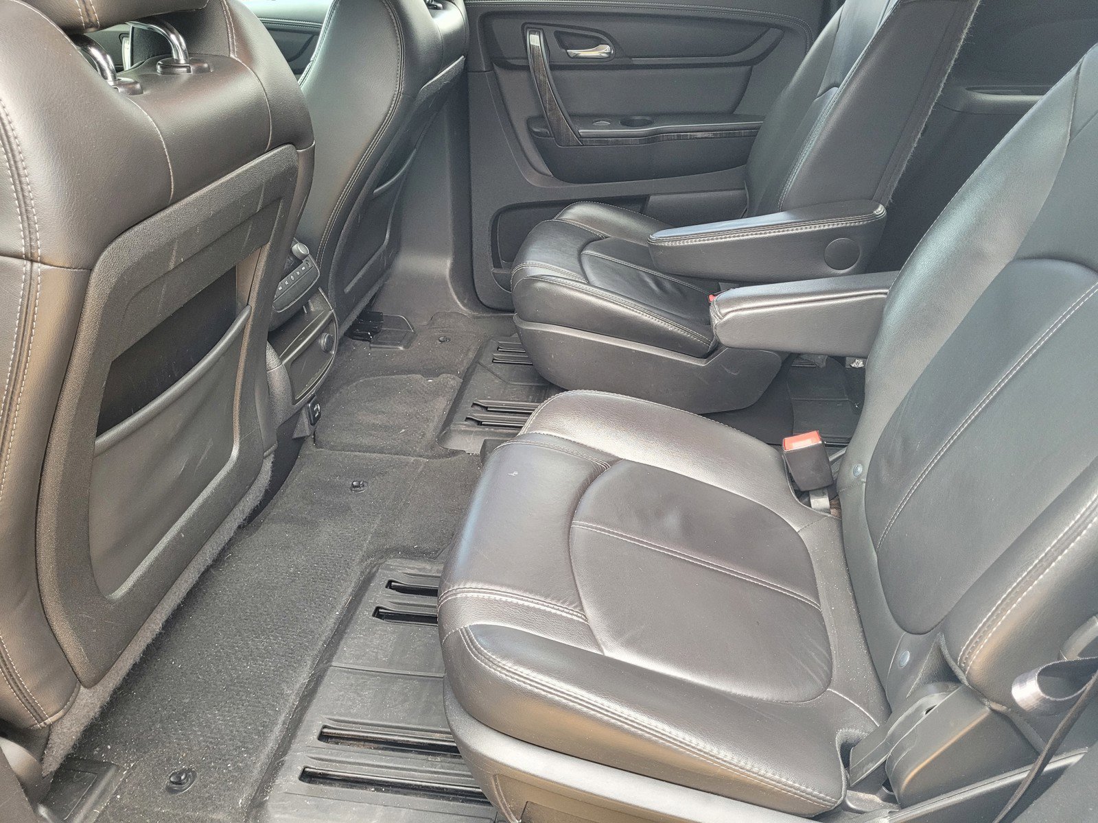 Used 2017 GMC Acadia Limited SLT image 15
