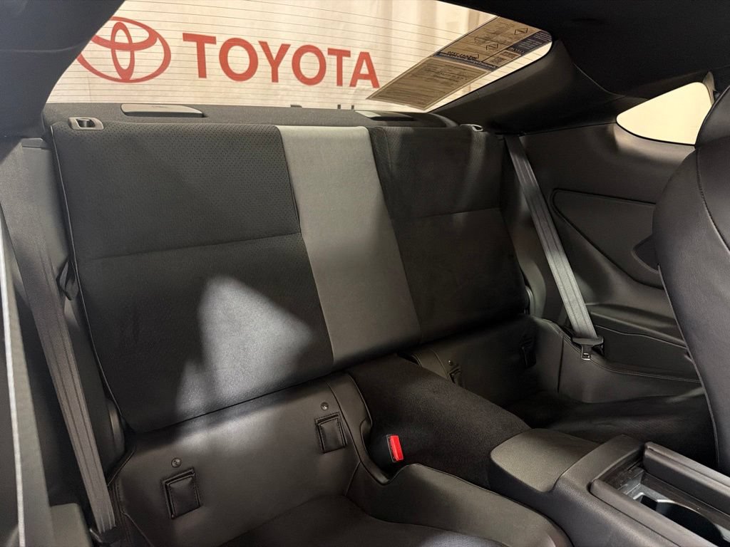 Used 2025 Toyota GR86 Premium RWD image 14