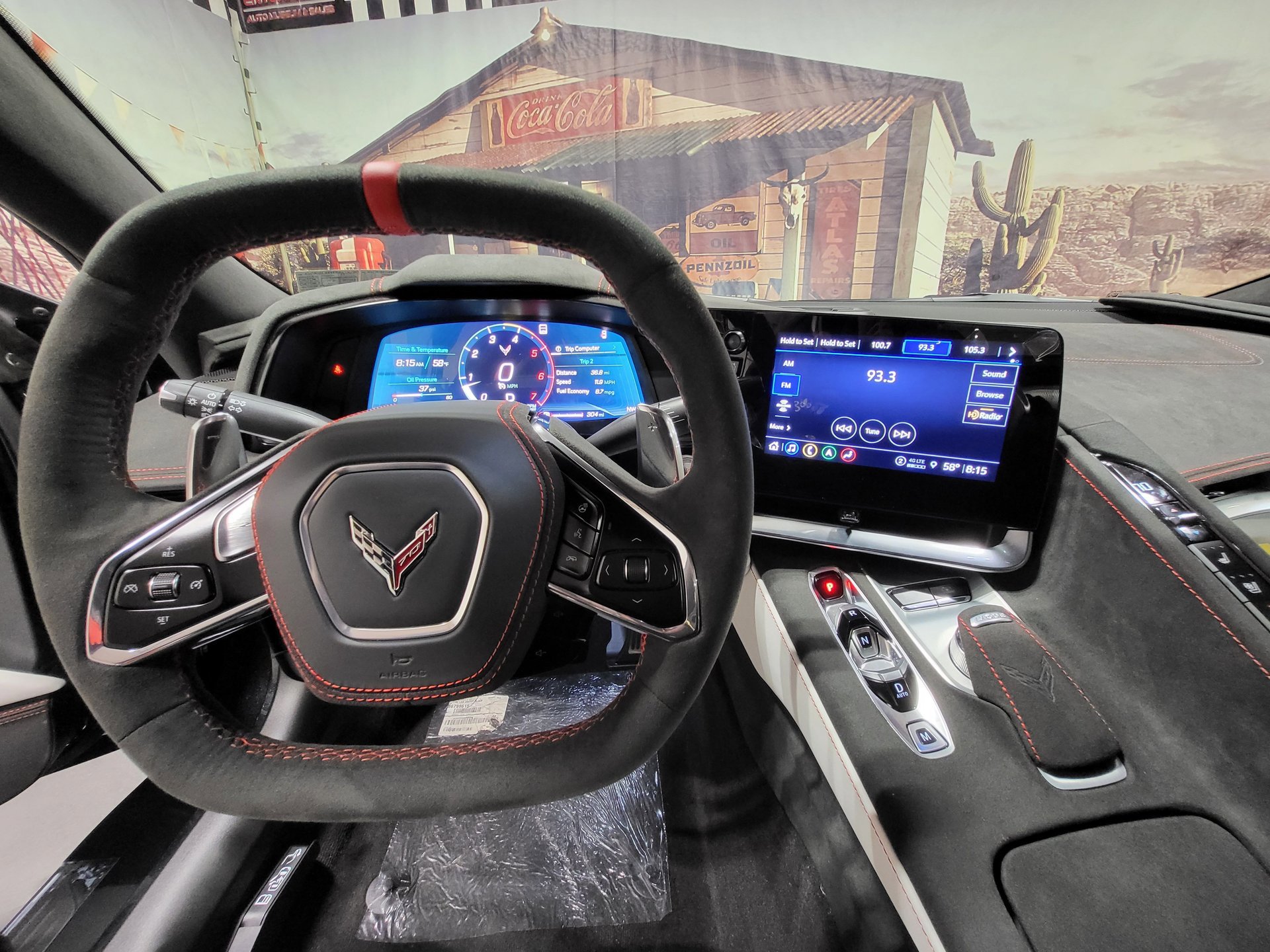 Used 2023 Chevrolet Corvette Stingray Premium Conv w/ Z51 Performance Package image 13