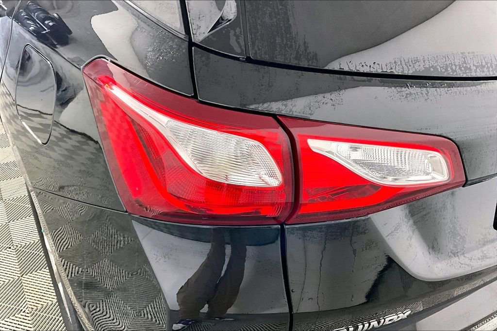 Used 2020 Chevrolet Equinox LT image 29