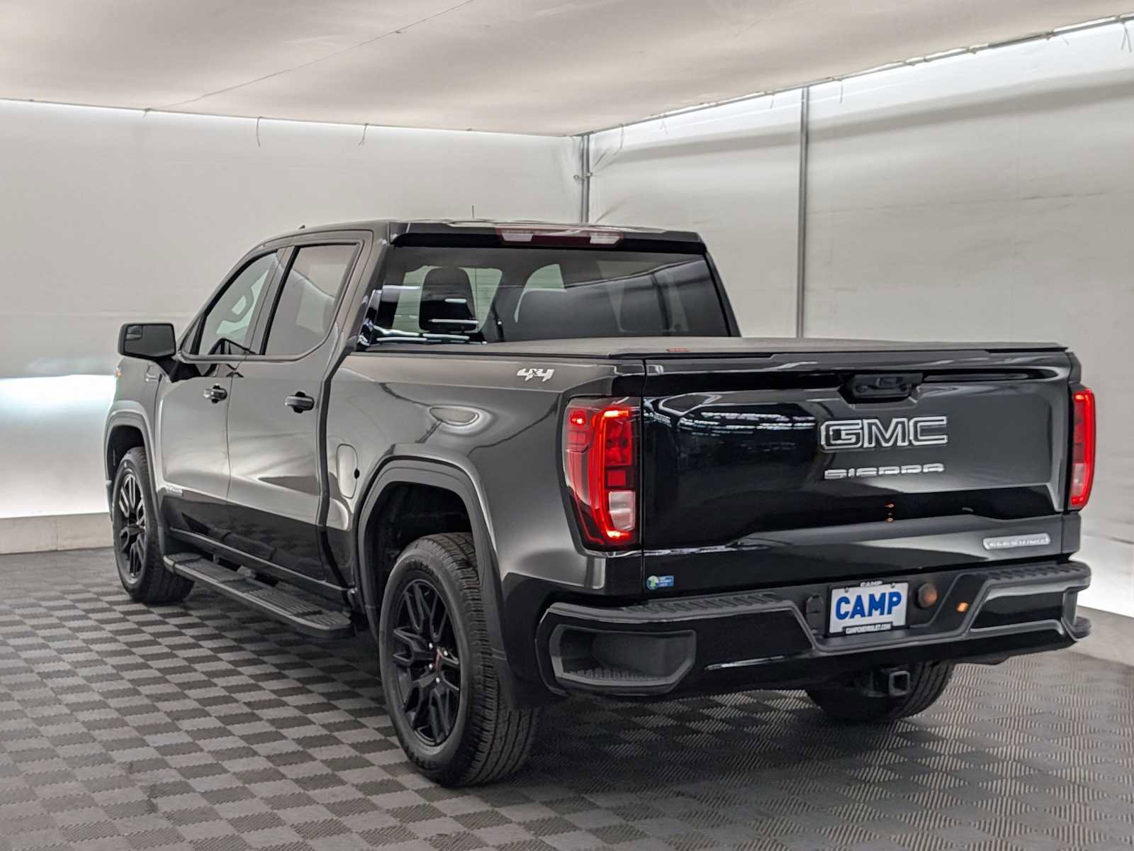 Used 2024 GMC Sierra 1500 Elevation w/ LPO, Elevation Black Package image 4