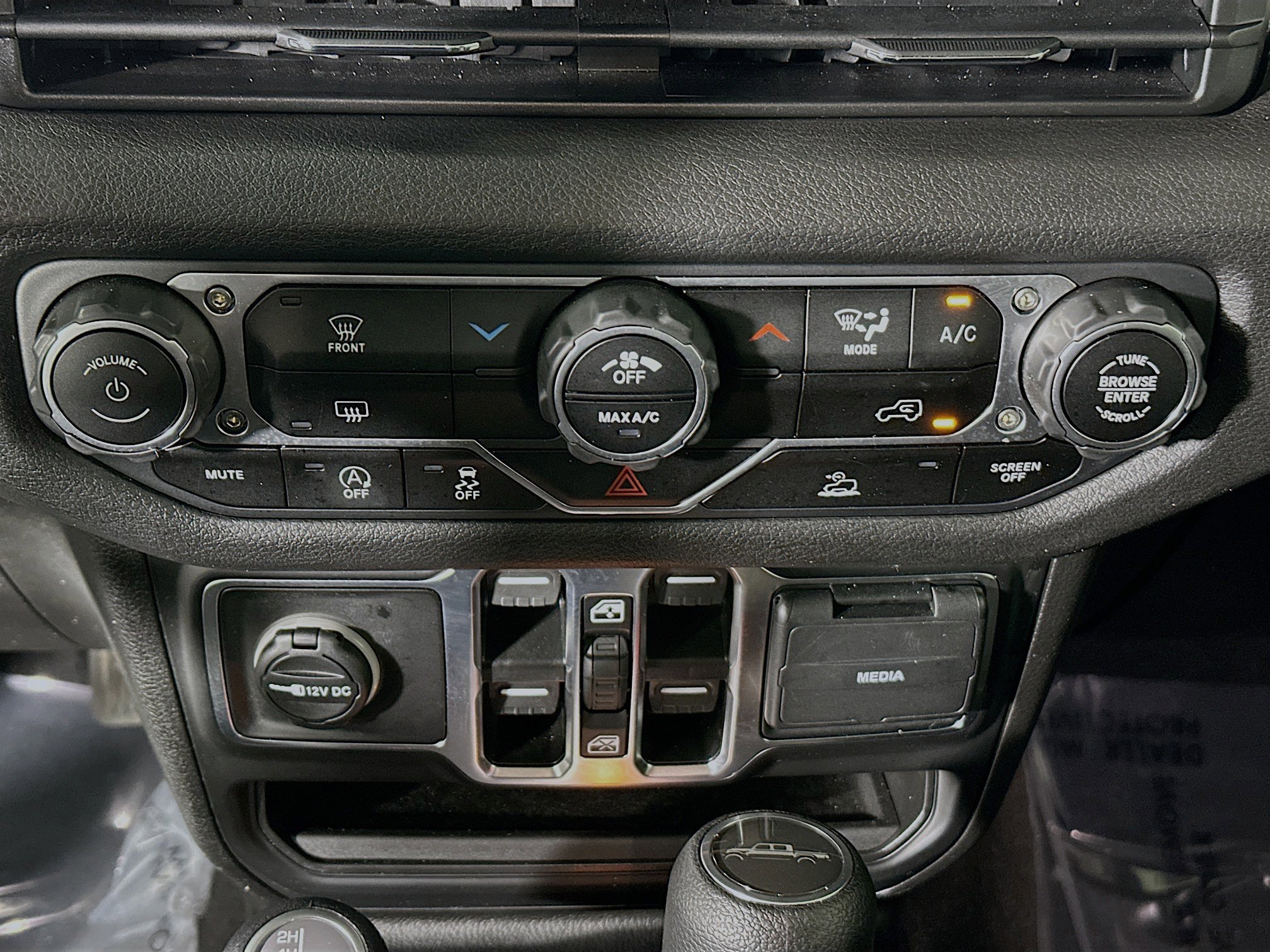 Used 2025 Jeep Gladiator Sport AWD/4WD image 22