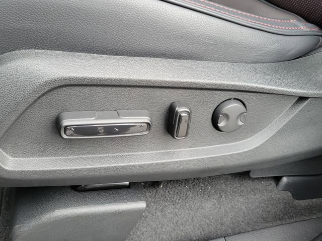 Certified 2025 Honda Pilot Black Edition image 20