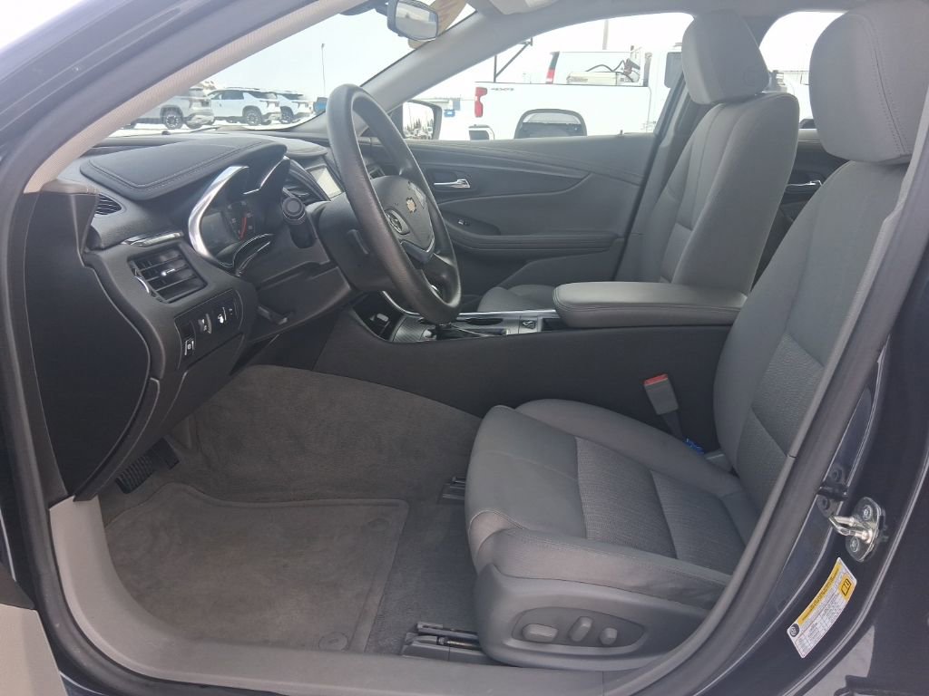 Used 2014 Chevrolet Impala LS image 11