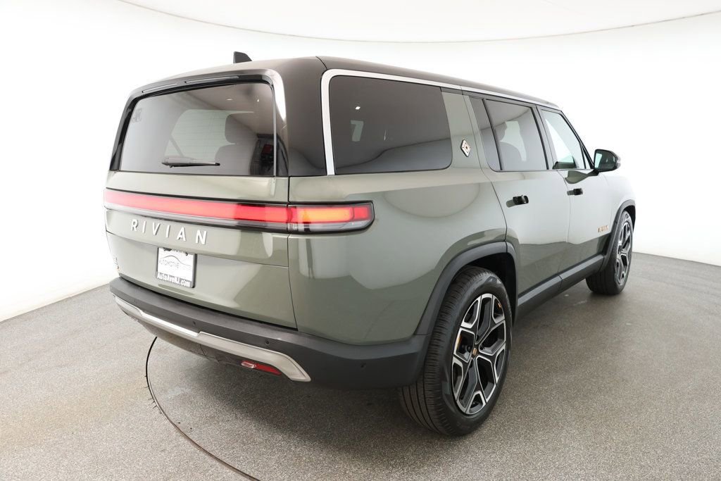 Used 2022 Rivian R1S Launch Edition image 4