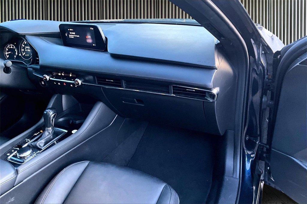 Used 2023 MAZDA MAZDA3 s image 16